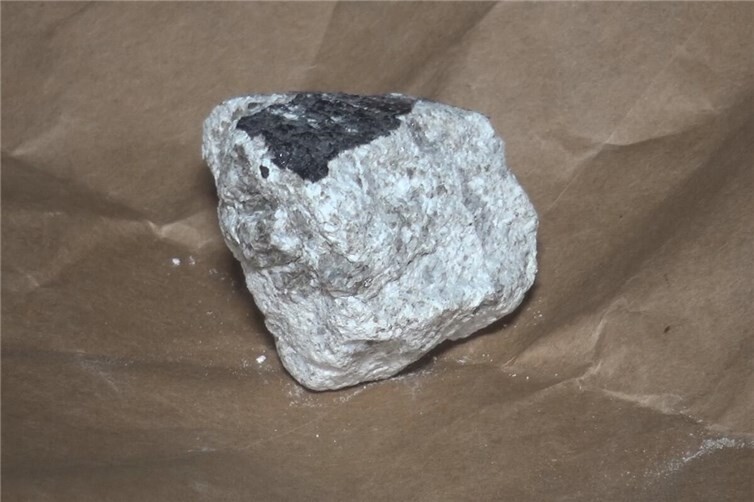 Meteoritenfall Güls - Polizei warnt vor unberechtigtem Betreten fremder Grundstücke