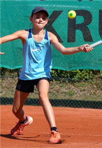 Mia Keuler (TC Mülheim-Kärlich), Gewinnerin Endspiel U10.