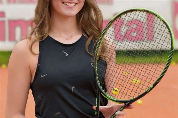  Mia Kohl hat hat der BNGS richtig gute Arbeit gemacht. Ihr privates Hobby, Tennis, zeugt von ihrer Vielfältigkeit. Sie begeistert alle Kinder zum Sport
