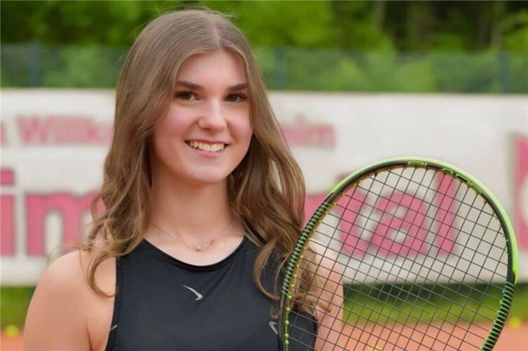 Mia Kohl hat hat der BNGS richtig gute Arbeit gemacht. Ihr privates Hobby, Tennis, zeugt von ihrer Vielfältigkeit. Sie begeistert alle Kinder zum Sport.