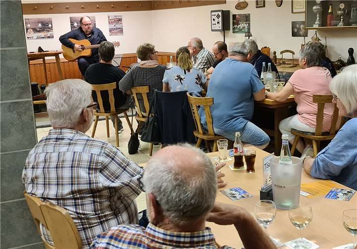 Micha Krämer unterhielt die Gäste. Foto: privat