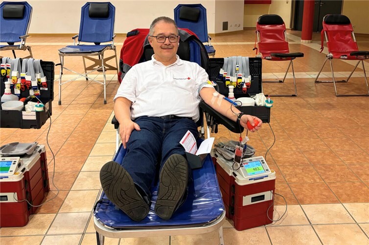 Michael Assenmacher ist ein Alltagsheld. Er hat 150 Mal Blut gespendet, doch ein Ende ist für ich noch lange nicht in Sicht. 