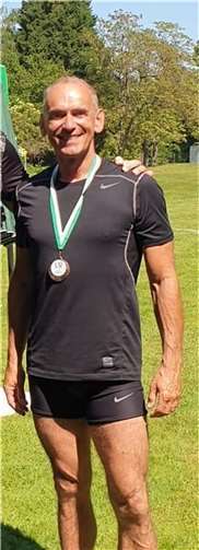 Michael Chavet holt bei den Landesmeisterschaften gleich vier Medaillen