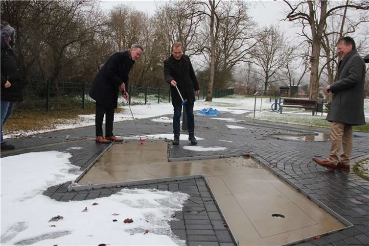 Michael Ebling mit dem Sinziger Bürgermeister Andreas Geron.  Foto: privat