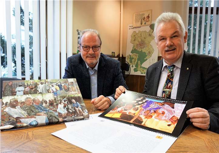 Michael Firmenich beim Pressegespräch bei Bürgermeister Stefan Raetz im Rathaus.Foto: EICH
