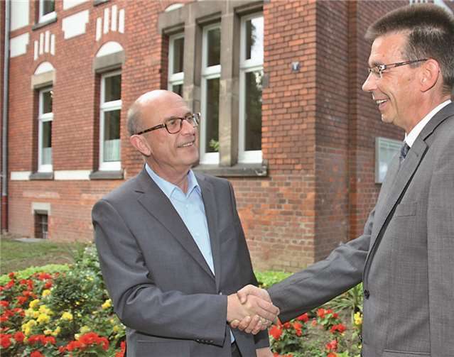 Michael Kessler (l.) begrüßte Martin Hahn (r.) in Bendorf. privat