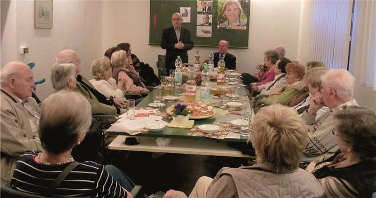 Michael Kessler trug bei den CDU-Senioren seine Vorstellungen zum Aufbruch in Bendorf vor. privat