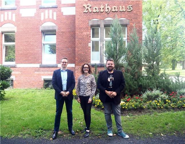 Michael Mätzig und Lisa Diener vom Städtetag Rheinland-Pfalz tauschten sich mit Bürgermeister Christoph Mohr aus.  Foto: Stadt Bendorf