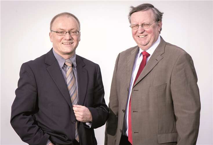 „Michael Schneider (l.) und Karl-Heinz Sundheimer zeigen sich zufrieden mit der neuen Projektchance für das HOT Sinzig.“ privat