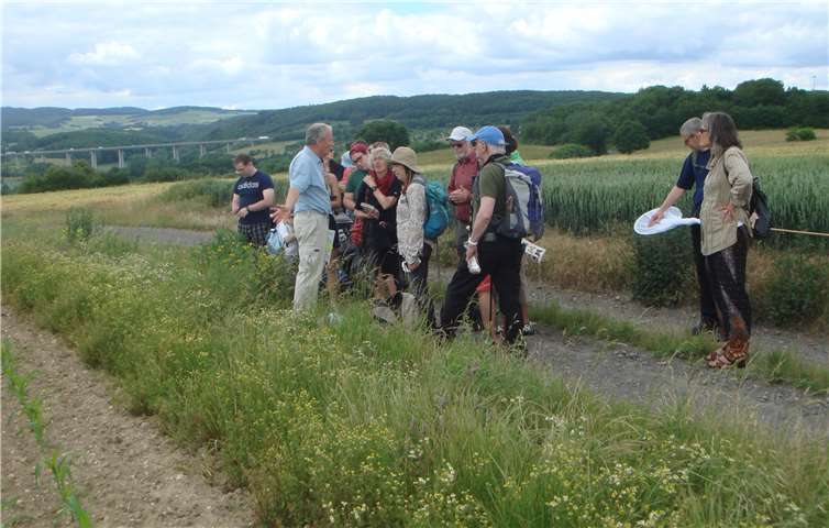 Michael Wißner gibt wertvolle Informationen zum Thema.Foto: Winfried Sander/BUND