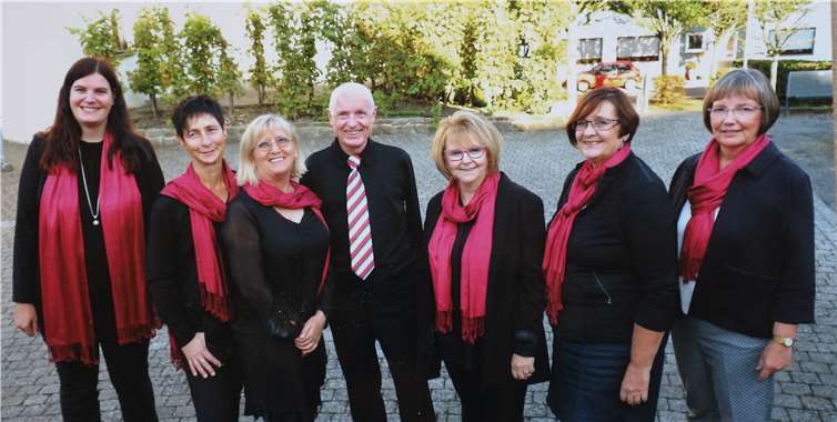Michaela Birkner, Elke Weber, Bozana Jerolimov, Gabi Brumm, Ute Witsch, Brigitte Heuser und Ulrich van Bebber sind die Frischlinge in der Chorgemeinschaft.Foto: privat