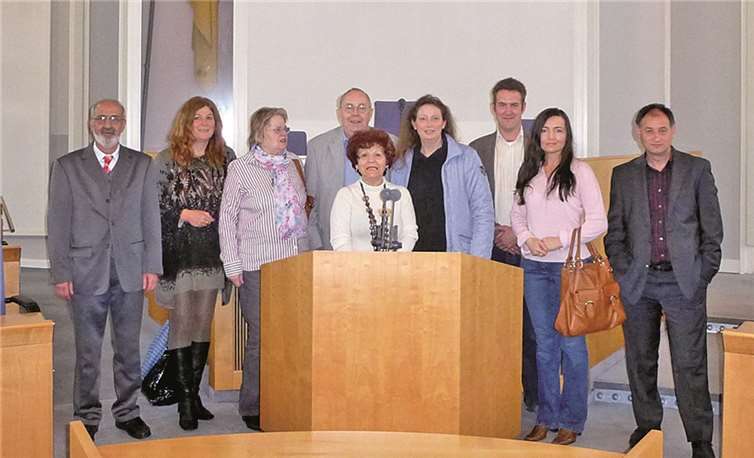 Migrationsbeiräte von Stadt und Kreis Neuwied besuchen ihr Mitglied Elisabeth Bröskamp im Mainzer Landtag.Privat