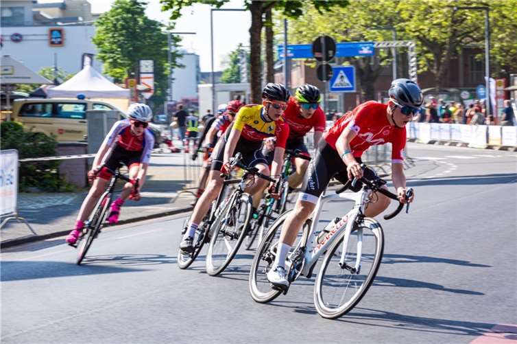 Mika Lohmar immer auf Höhe des Geschehens.  Foto: Familie Lohmar
