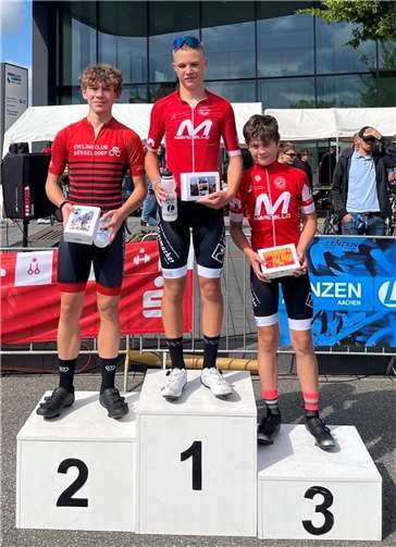 Mika Lohmar vom RSC Rheinbach kehrte nach Stürzen bei der Deutschen Meisterschaft und der Südpfalz-Tour auf das Siegerpodest zurück. Foto: privat