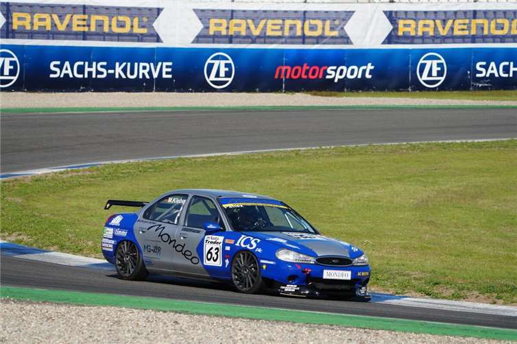 Mike Klebe fährt mit seinem Ford Mondeo aufs Podest bei der Golden Ära der Tourenwagen in Hockenheim.  Foto:  Varona Racing