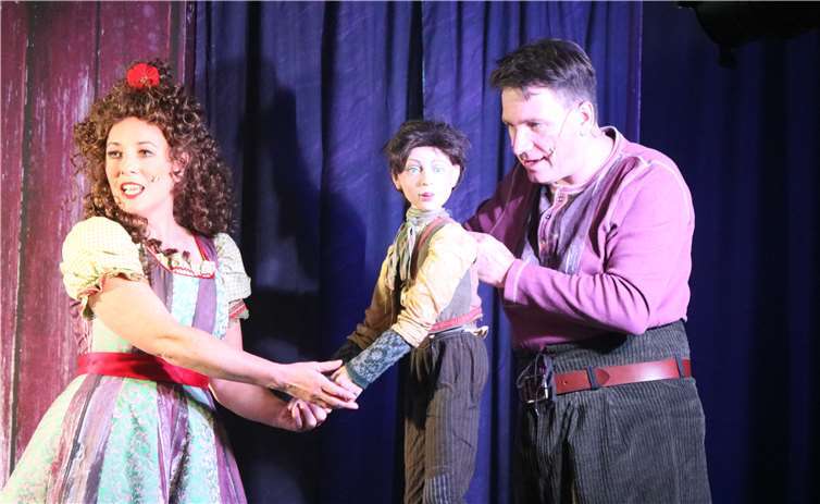 Mila und Juri versuchen, den Zirkus zu retten.Fotos: privat