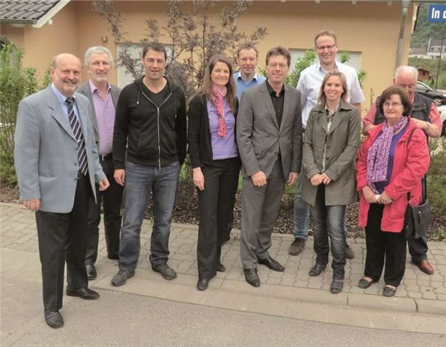 Minister Kühl mit Vertretern der SPD Spay und den Bürgermeistern Schreiber (li.) und Seibeld (2.v.li.).privat