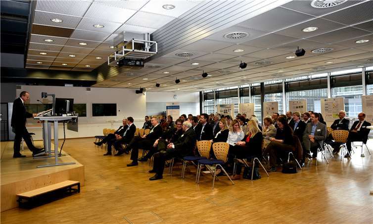 Minister Prof. Dr. Konrad Wolf eröffnete das AMLS mit einem Festakt.Hochschule Koblenz/Gandner