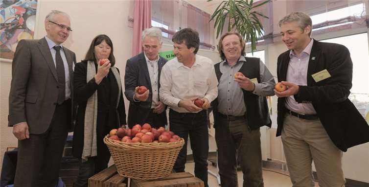 Ministerin Ulrike Höfken, Günter Hoos, Bert Krämer, Dierk Augustin, Jan Plagge und Jürgen Zimmer. FIX