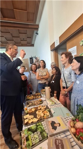 Ministerpräsident Alexander Schweitzer war zu Gast bei der Klimawerkstatt „Grüne Küche“. Foto: privat