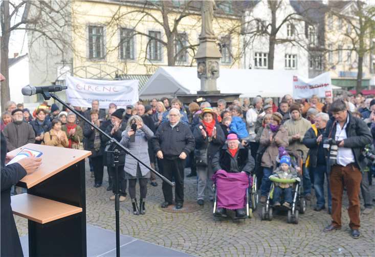 Ministerpräsidentin Malu Dreyer sprach bereits 2015 am „Tag der Demokratie“ auf dem Marktplatz. Fotos: AB