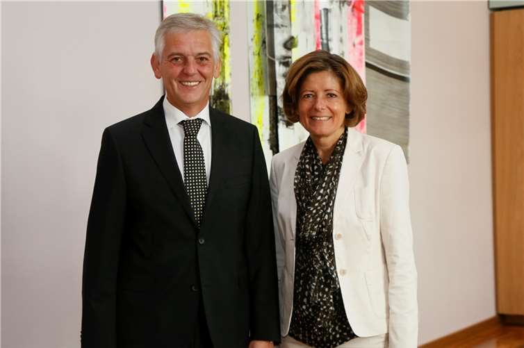 Ministerpräsidentin Malu Dreyer traf sich heute mit dem Präsidenten des Bundesamtes für Migration und Flüchtlinge, Dr. Manfred Schmidt, in der Staatskanzlei. Foto: Staatskanzlei RLP / Stefan Sämmer