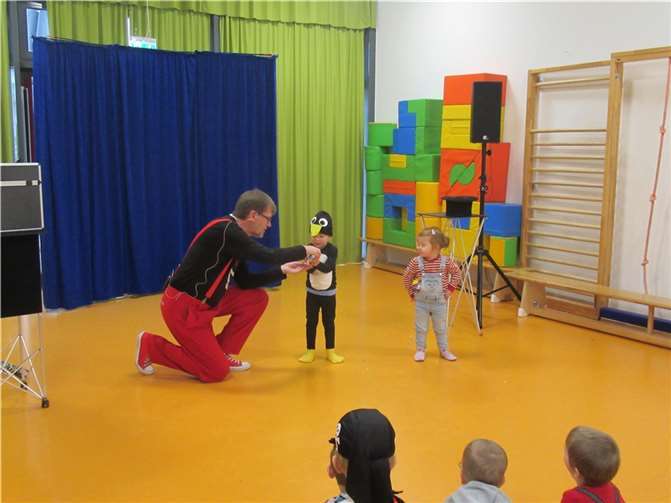„Miracelix“ verzauberte die Kinder.  Fotos: privat