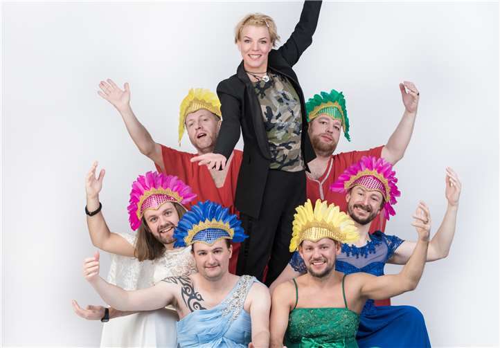 Mirja Boes & die Honkey Donkeys kommen am 3. Mai nach Mendig. Foto: LARSLAION