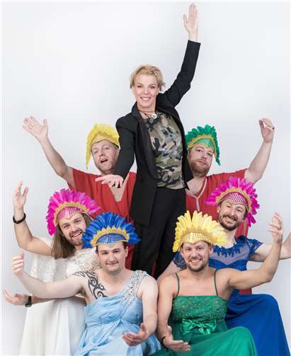 Mirja Boes kommt am 3. Mai mit den Honkey Donkeys in die Laacher See Halle. Foto: Lars Laion