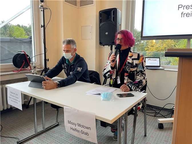 Missy Motown bei einer Pressekonferenz im Herbst 2021.  Foto: ROB