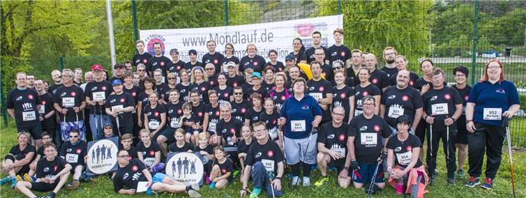 Mit 111 Teilnehmern war das Mondlauf-Team die teilnehmerstärkste Gruppe des Firmenlaufs.  Foto Ferrlein