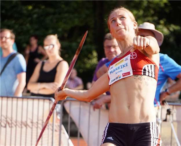 7. Deichmeeting: Toller Spitzensport auch ohne große Namen Mit 42,31 Meter gewann Mareike Arndt(TSV Bayer 04 Leverkusen) den Speerwurf.