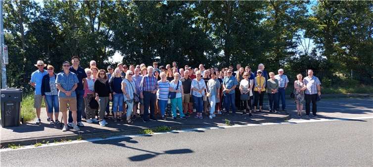 Große Vereinstour mit Ziel Hamburg Mit 65 Personen ging es für die Musiker aus Leutesdorf nach Hamburg. Foto: privat