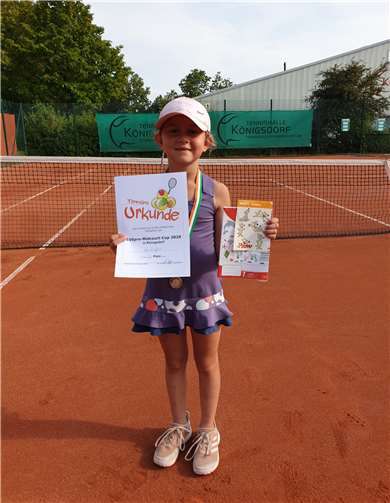 Mit 8:6/8:4 konnte Zoe Bleffert in einem hochklassigen Endspiel gegen ihren Gegner siegreich sein.