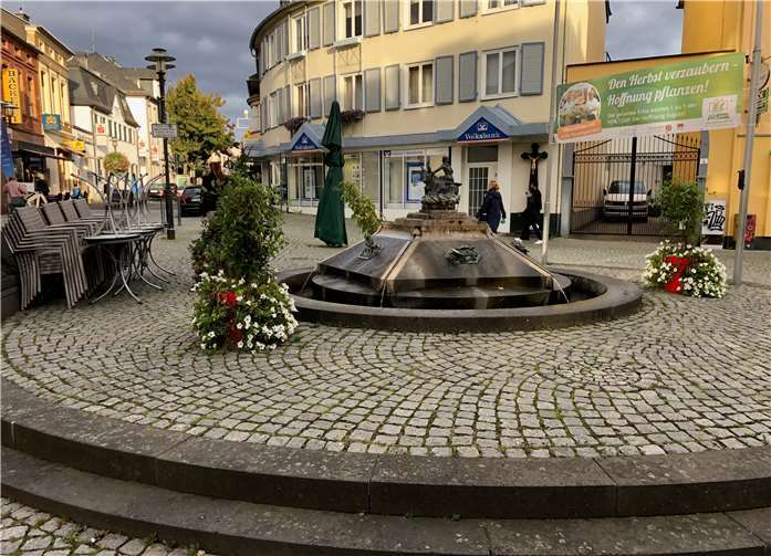 Mit Abstand präsentiert die Aktivgemeinschaft zum Herbstzauber ein vielfältiges Angebot in der Sinziger Innenstadt. Foto: privat