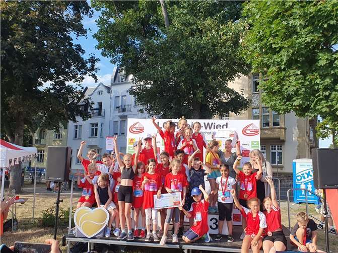 Mit Ausdauer zum Erfolg: Siebter Sieg für Namedyer Grundschüler beim Deichlauf. Foto: privat