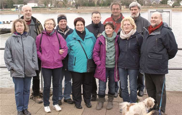 Mit Bahn und Nixe unterwegs: Die Bad Bodendorfer Genossen bei ihrem Neujahrsausflug. privat