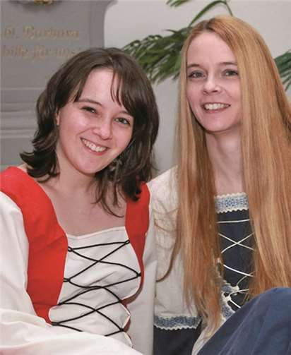 Mit "Dornröschen" führt das Ensemble von Kultur-Gut Urbar einen Märchenklassiker auf. privat