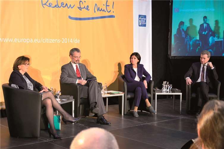 Mit Günther Oettinger, Malu Dreyer (v. r.) und Margit Conrad (l.) war der EU-Bürgerdialog hochkarätig besetzt. HEP