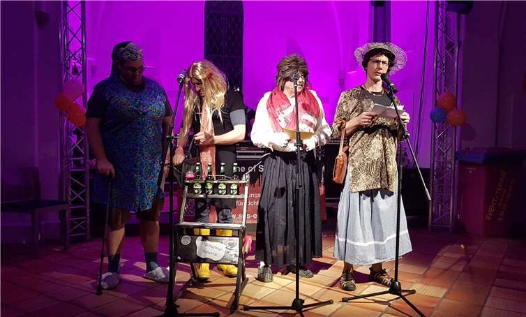 Mit Humor begeisterte das Bühnenprogramm.