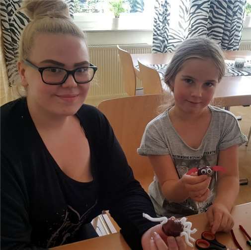 Mit Kastanien lässt sich gut basteln.privat