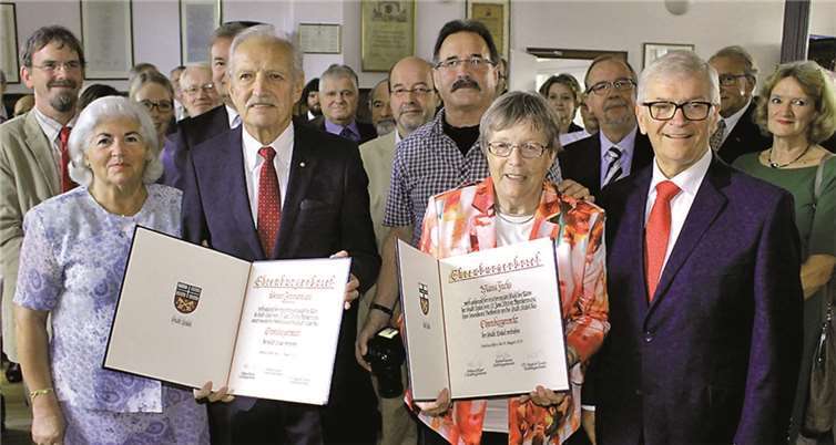 Mit Maria Fuchs und Werner Zimmermann hat Unkel wieder zwei Ehrenbürger. DL