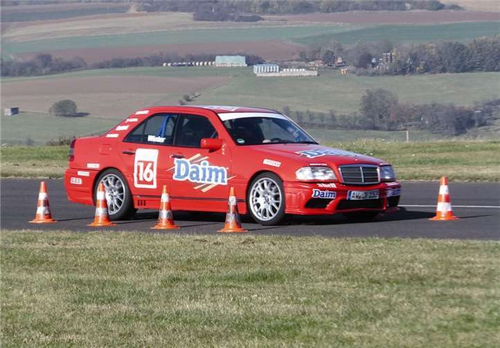 Mit Mercedes Benz wie in der „alten“ DTM wird der Sonderlauf Van Ommen Spezial ausgetragen.privat