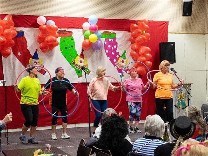 Mit Musik und Tanz: St.-Beatus begeistert Narrenherzen.