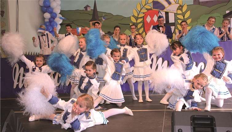 Mit Pompons und viel Spaß dabei: die Minifünkchen.CBÜ