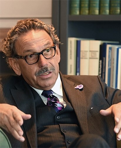 Mit Prof. Dr. Klaus Kocks wird am 16. Oktober in Daubach die Bundestagswahl ausgewertet.