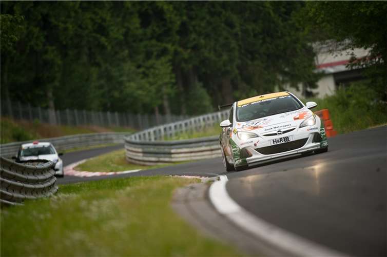 Mit Rang vier verpasste der Bonk-Opel das Podest nur knapp. Foto: Jochen Merkle