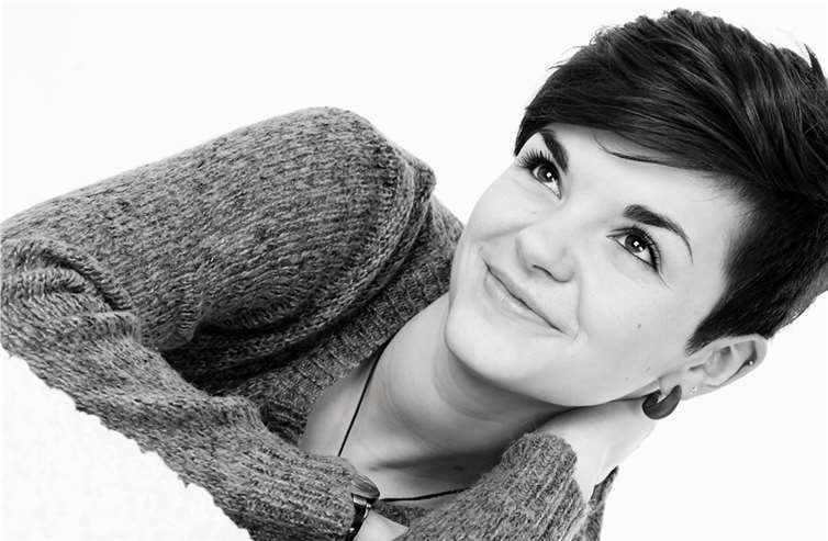 Mit Sarah Pfaff wird das renommierteste sinfonische Blasorchester im nördlichen Rheinland-Pfalz für einen wunderbaren Frühlingsabend sorgen.