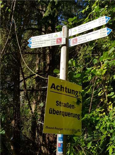 Mit Unterstützung der Tourist-Infomation Bad Breisig wurde eine Beschilderung eigens für den Wandertag angebracht.