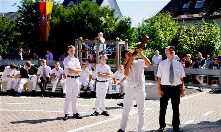 Mit dem 262. Schuss holte Ben Mombauer den Königsvogel von der Stange. Fotos: -KG-